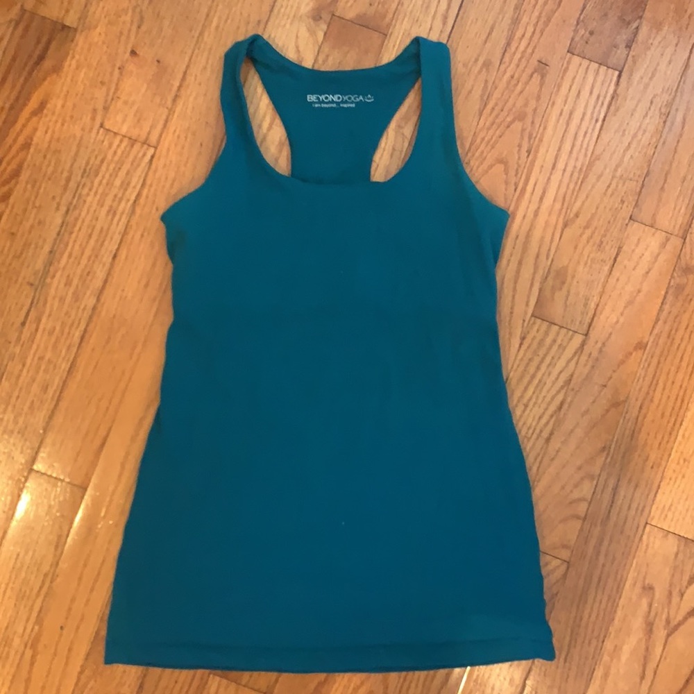 Beyond Yoga soft built in bra racetrack top S
